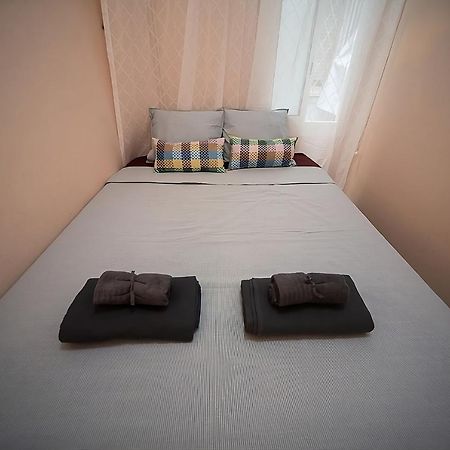 ברצלונה Traditional Rooms In Eixample מראה חיצוני תמונה