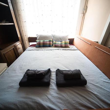ברצלונה Traditional Rooms In Eixample מראה חיצוני תמונה
