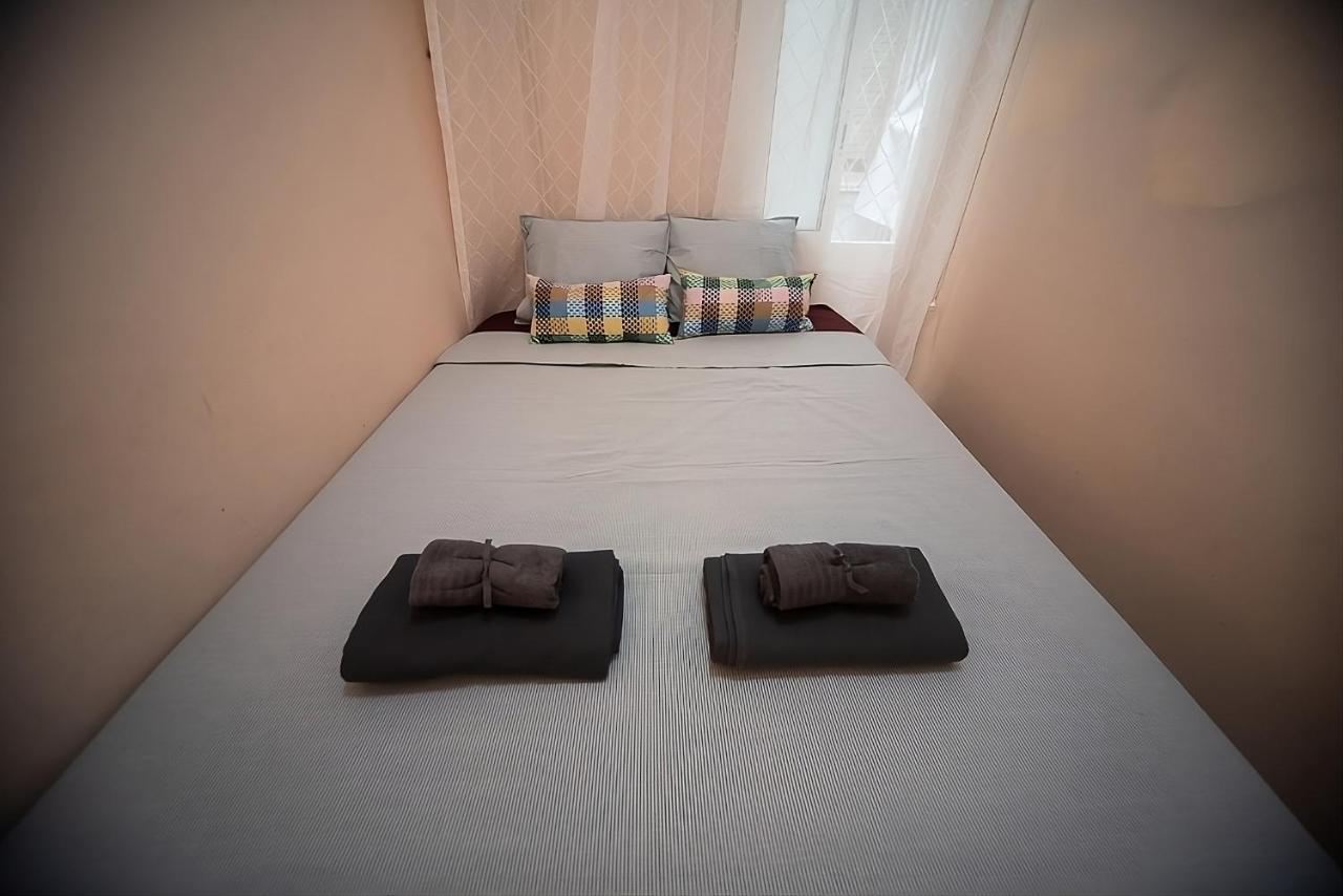 ברצלונה Traditional Rooms In Eixample מראה חיצוני תמונה