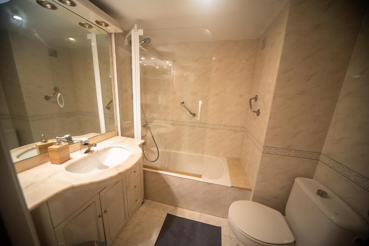ברצלונה Traditional Rooms In Eixample מראה חיצוני תמונה