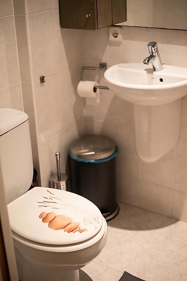 ברצלונה Traditional Rooms In Eixample מראה חיצוני תמונה