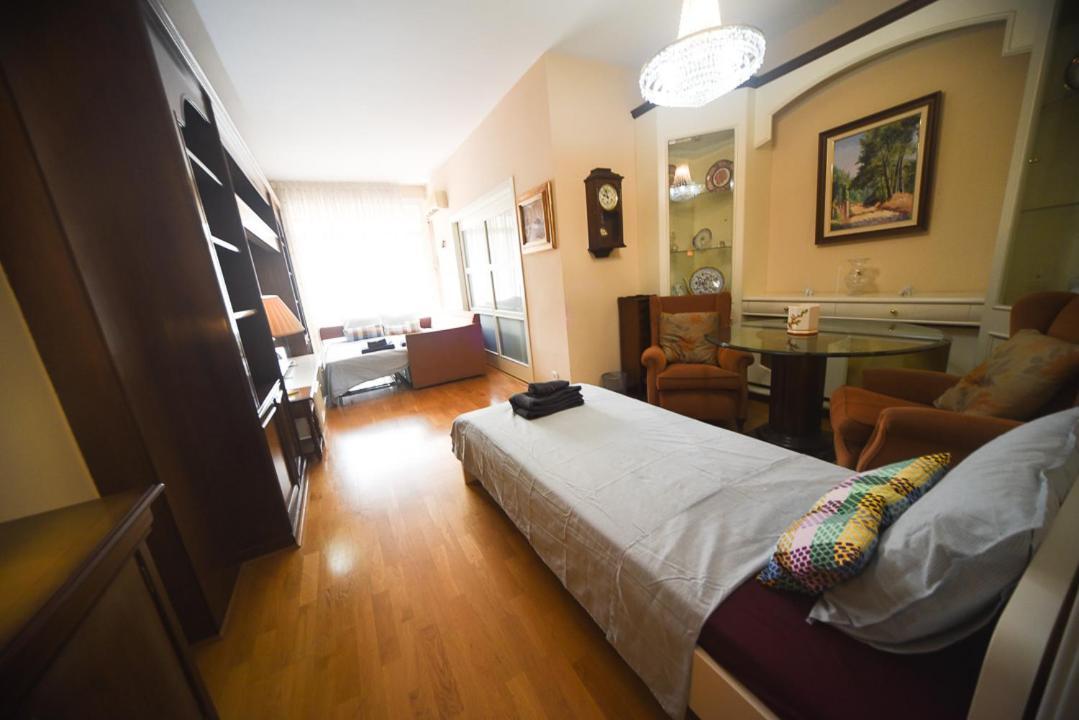 ברצלונה Traditional Rooms In Eixample מראה חיצוני תמונה