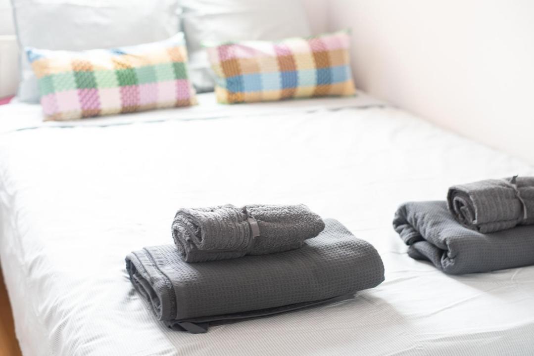 ברצלונה Traditional Rooms In Eixample מראה חיצוני תמונה